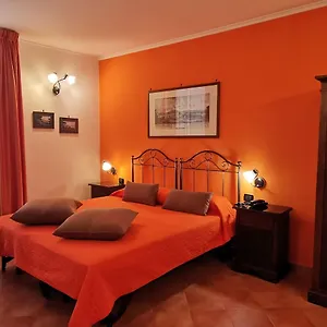 Neapolis 3*, Neapel Italien