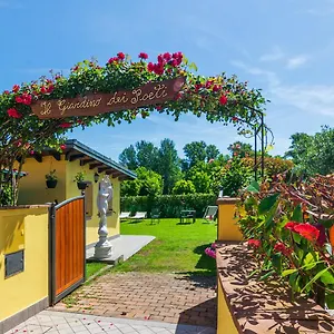 Bed & Breakfast Il Giardino Dei Poeti And, Lucca