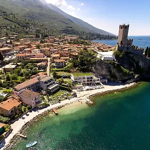 Castello Front 4*, Malcesine Italien